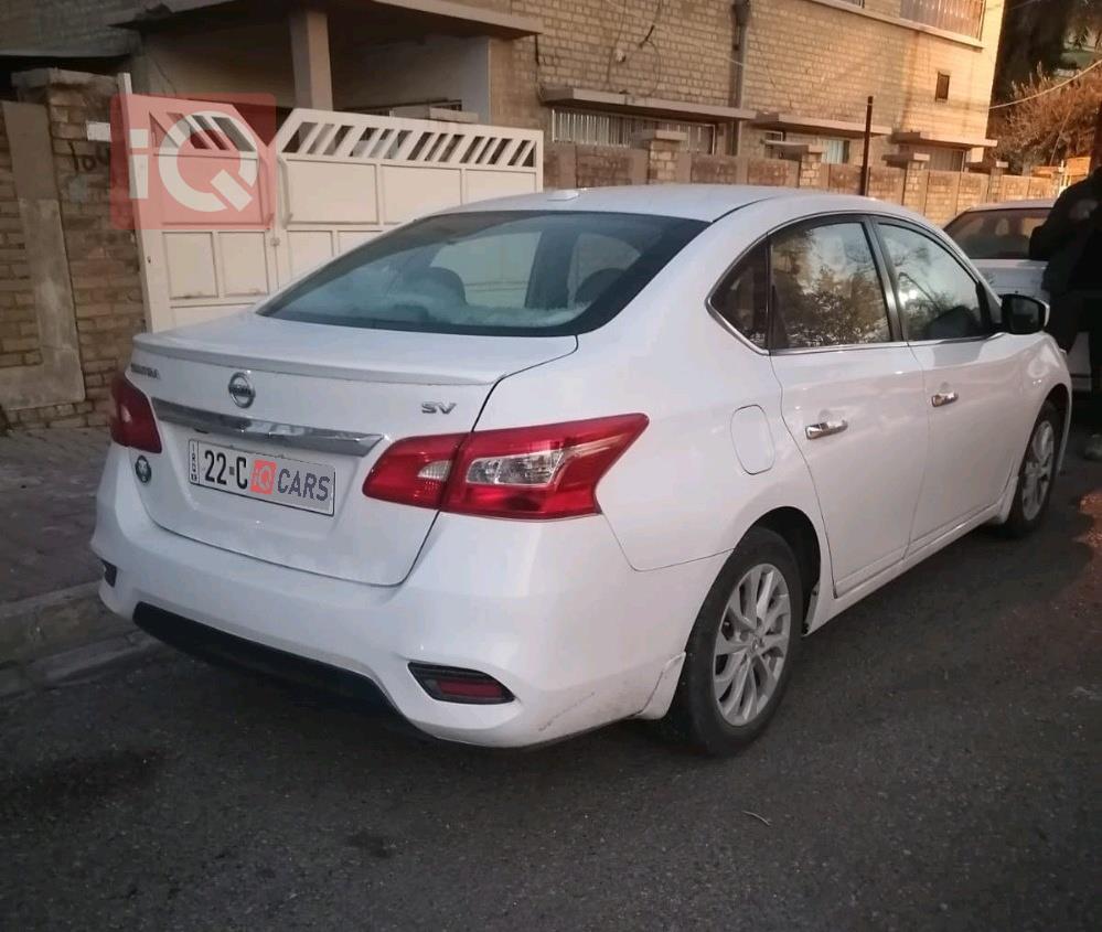 نیسان سێنترا